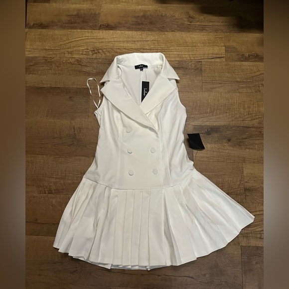 Lulus Posh Vision White Sleeveless Blazer Pleated Mini
Dress - Picture 4 of 5